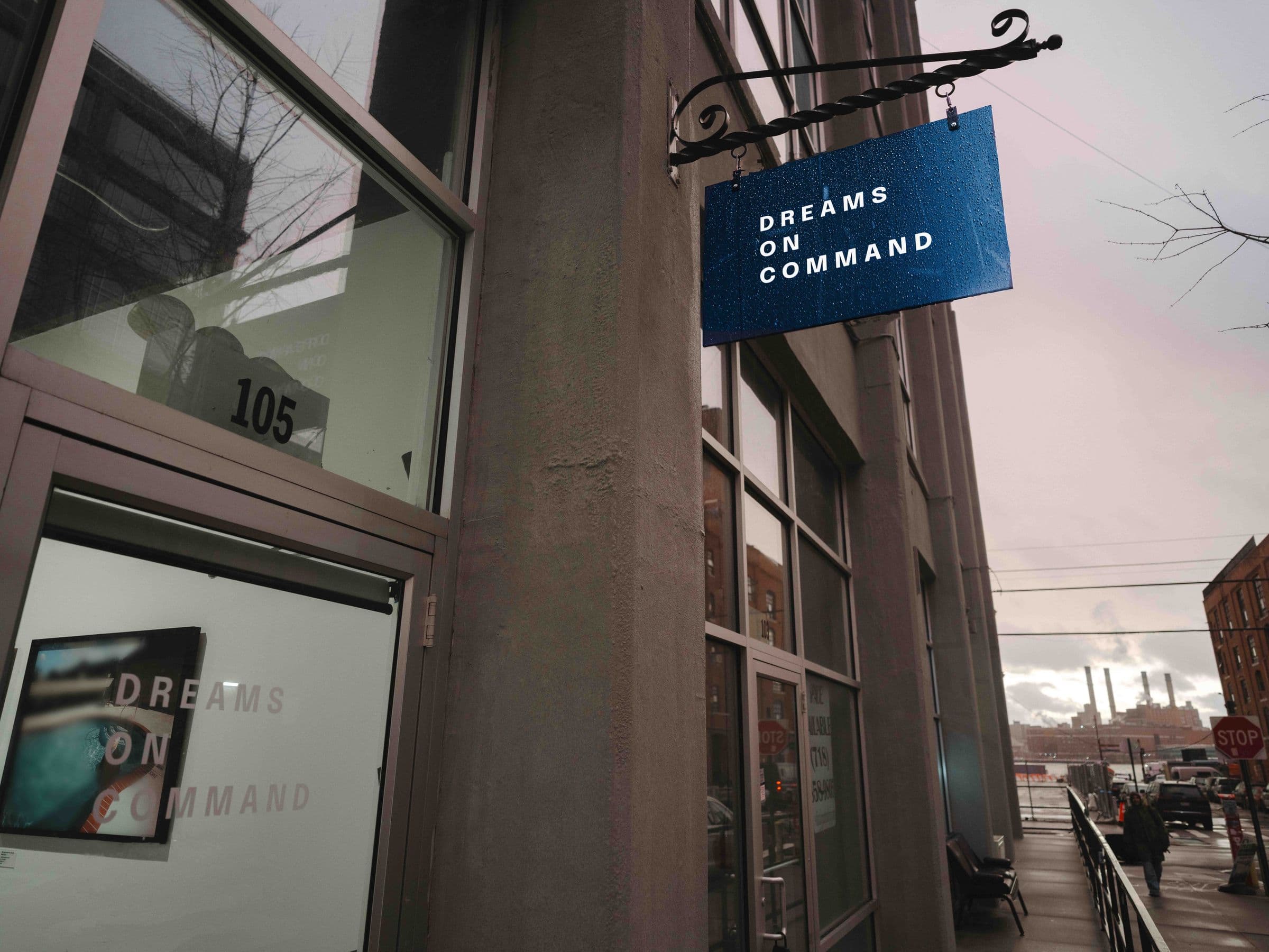 DOC EXTERIOR SIGN 26